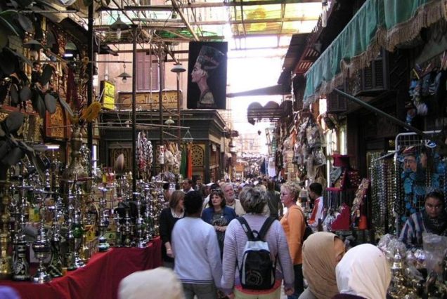 Cairo Private Day Tour to Giza Pyramids, Museum & Khan El Khalili Bazaar