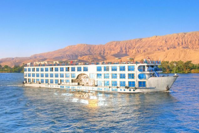 4-Day Nile Cruise from Aswan to Luxor with Hot Air Balloon & Abu Simbel