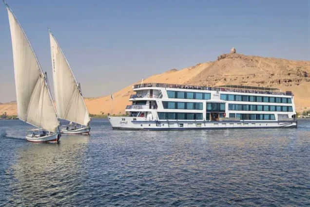 4-Day Nile Cruise Aswan to Luxor with Abu Simbel & Hot Air Balloon  | standard Experience